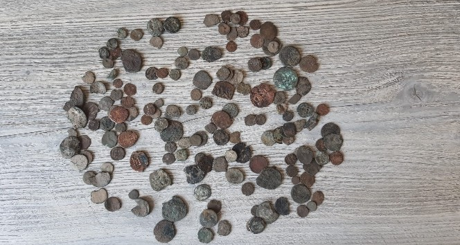 Gaziantep'te Roma ve Bizans dönemine ait 163 sikke ele geçirildi